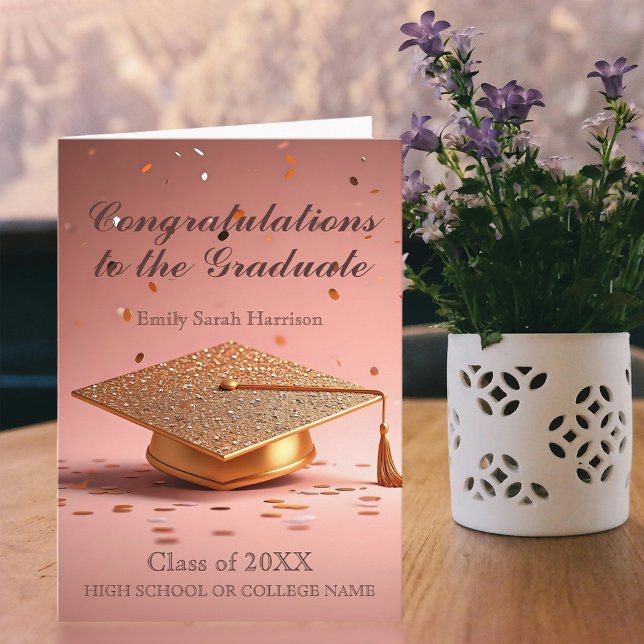 Cartão Elegante Boné de formatura Dourado com Confetti a  (Criador carregado)