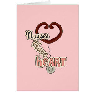 Cartão Enfermeiras do estetoscópio têm camisetas cardíaca