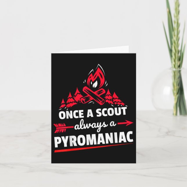 Cartão Engraçado Escouting Pyromiac Campfire (Frente)
