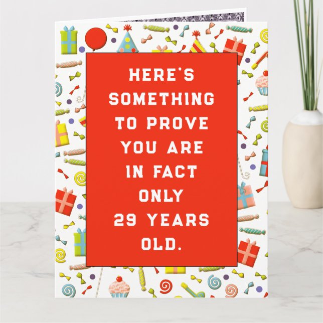 Cartão Engraçado por causa do aniversário de Hill (Frente)