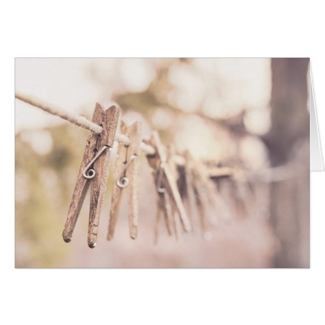 Cartão Espessões de roupas em uma linha (Frente Horizontal)