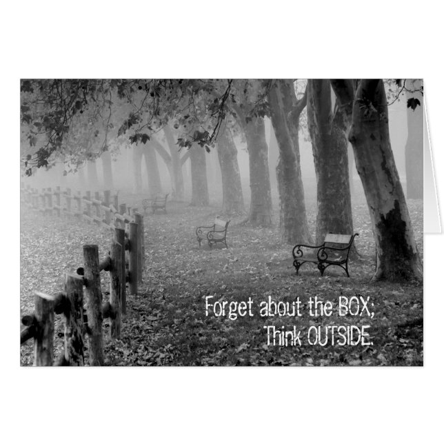 Cartão Esqueça a caixa, pense fora da placa de Dentro do  (Frente Horizontal)