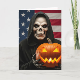Cartão Esqueleto de Halloween com abóbora esculpida