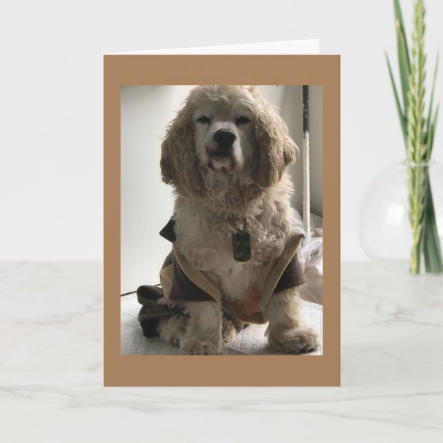 CARTÃO ESTE CACHORRO ESTÁ PRONTO PARA DIZER "ANIVERSÁRIO  (Frente)