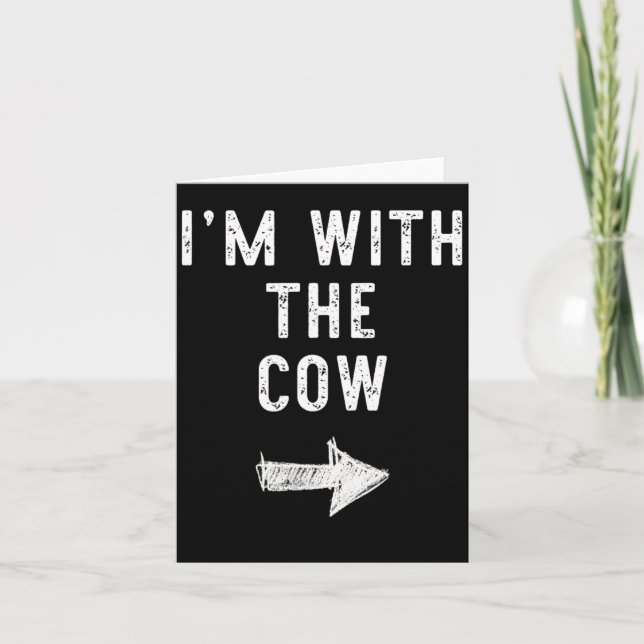 Cartão Estou Com a Vaca Roupa de Halloween Engraçada para (Frente)