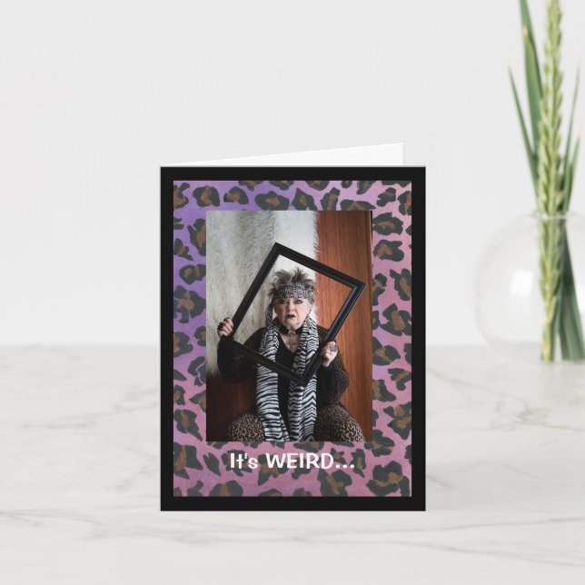 Cartão Estranho parecer com a mesma idade que a velha pla (Frente)