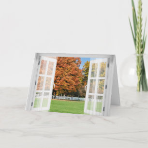 Cartão Exibição da árvore de Carvalho de outono na janela
