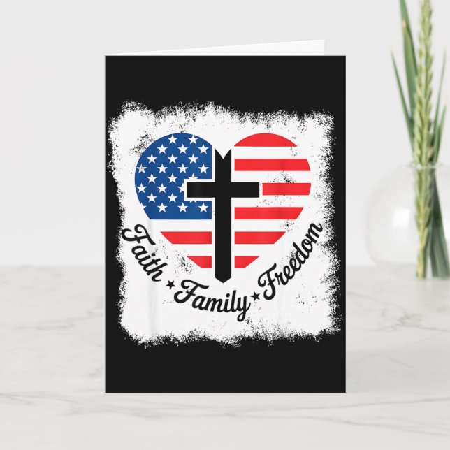 Cartão Faith Family Dom Usa Flag Cross Heart Patriotic Am (Frente)