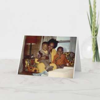 CARTÃO FAMILY IS LAUGHTER GREETING CARD