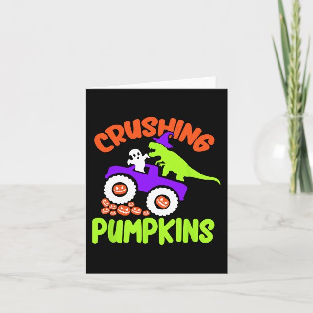 Cartão Fantasia Preguiçosa de Halloween da Crushing Pumpk (Frente)