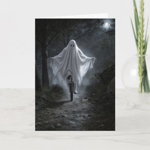 Cartão Fantasma andando de monociclo em uma floresta assu