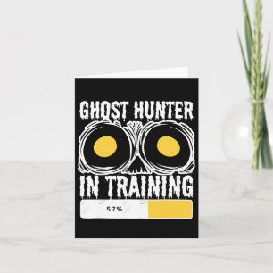 Cartão Fantasma Hunter Em Formação Na Caça Ao Fantasma De