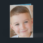 Cartão Feliz aniversário da foto azul do neto<br><div class="desc">Substitua a foto na frente. Adicione o dentro de mensagem.
Feliz aniversário,  neto especial.
Dentro projetado em azul e branco.</div>