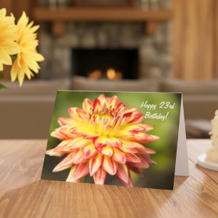 Cartão Feliz Aniversário de 23 anos com Dahlia