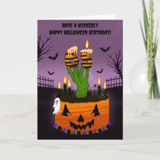 Cartão Feliz Aniversário de 65 anos de Halloween Bolo Ass