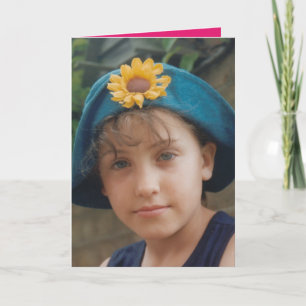 Cartão Feliz aniversário, neta rosa e foto roxa