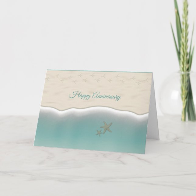 Cartão Feliz Aniversário Pegadas de Pombo na Praia Sandy  (Frente)