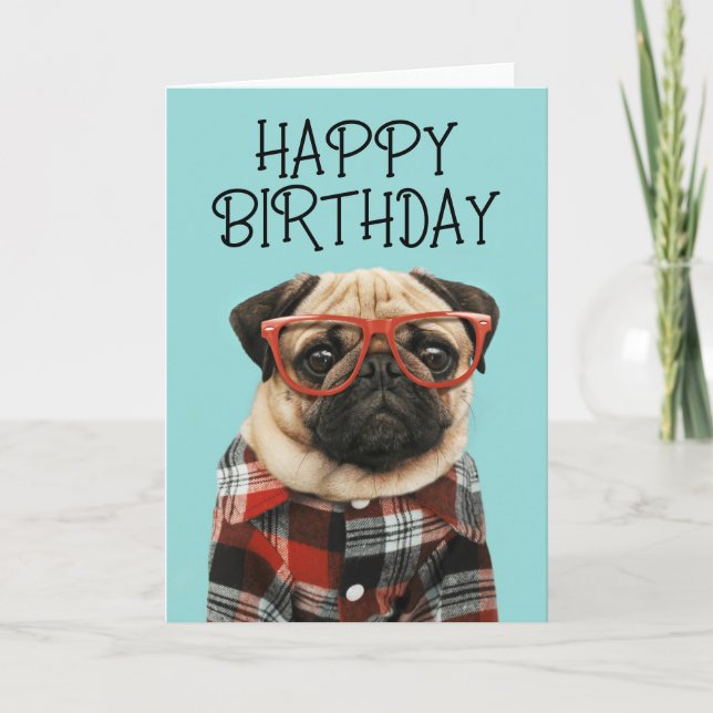 Cartão Feliz Aniversário | Pug de Camisa Xadrez (Frente)