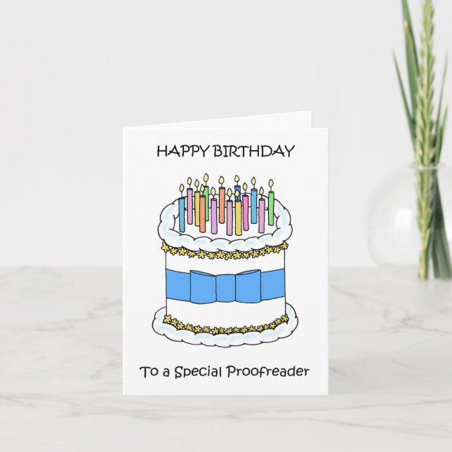 Cartão Feliz Bolo e Velas do Proofreader de Aniversário (Frente)