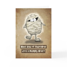 Feliz Dia das Bruxas Brincando à Mamãe