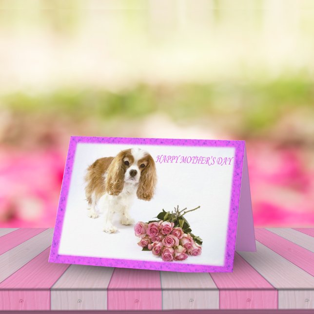 Cartão Feliz Dia das Mães Cavalier Com Buquê de Rosas (Criador carregado)