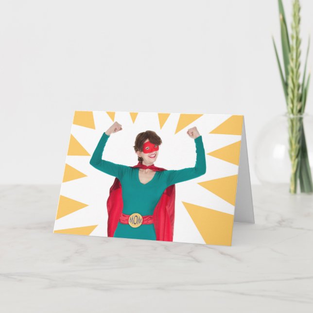 Cartão Feliz Dia das Mães Humor de Super-Herói  (Frente)