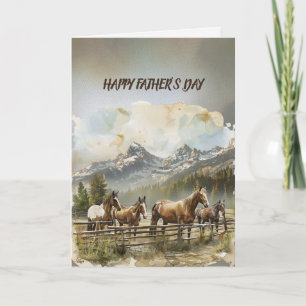 Cartão Feliz Dia dos Pais Cavalos no Corral nas Montanhas