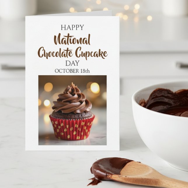 Cartão Feliz Dia Nacional do Cupcake de Chocolate (Criador carregado)