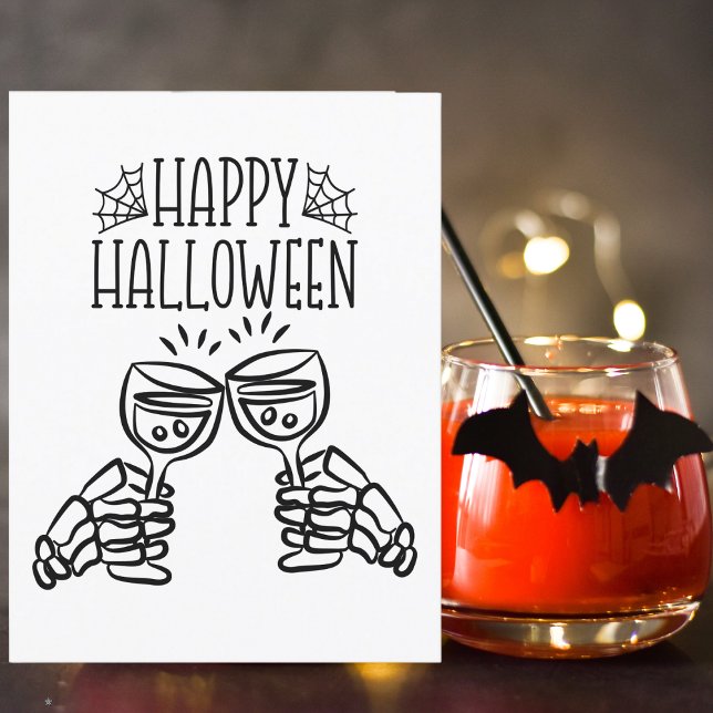 Cartão Feliz Halloween Skeleton Wine Toast Modern Elegn (Criador carregado)