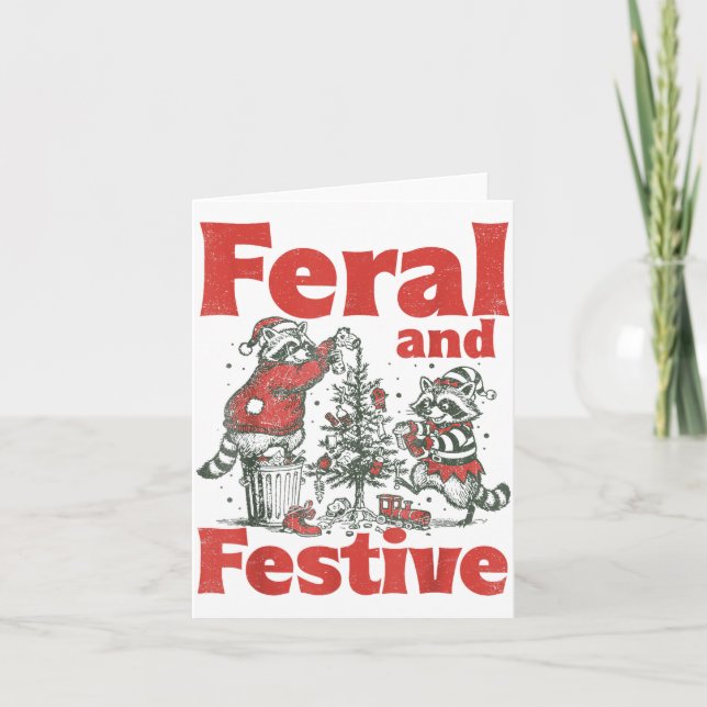 Cartão Feral And Festive Raccoon Santa Christmas Holiday  (Frente)