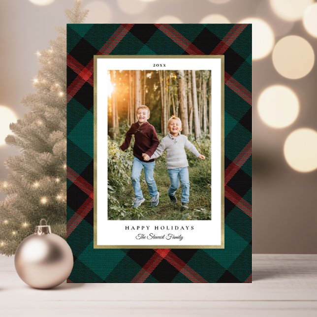 Cartão Feriado de fotos em Xadrez Vermelha e Verde dobrad (Folded Red and Green Plaid Happy Holidays Photo Card)