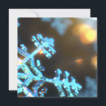 Cartão Feriado em floco de neve do Design de frente para<br><div class="desc">Um belo cartão de férias simulado de "prata" - não tolo - é adequado para todos os seus feriados de inverno, como o Natal, Chanucá, Solstice, Ano Novo, seja qual for a sua vontade. Mesmo só porque você quer se expressar com a arte perdida do escrevendo de cartas! Vazio para...</div>