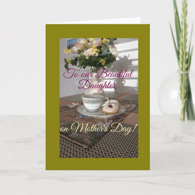 Cartão Filha linda, Dia de as mães feliz (Frente)