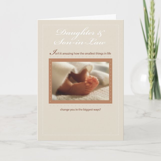 Cartão Filha, parabéns conhecidos feitos sob encomenda do (Frente)