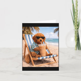 Cartão Fofos Goldendoodle Sungles Bebendo Café Gelado