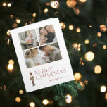 Cartão Foto da Família Moderno Nutcracker Feliz Natal 3<br><div class="desc">Celebre a temporada de festas com o moderno Nutcracker Feliz Natal 3 Cartão de Tipografia Fotográfica! Esta carta impressionante apresenta um belo quebra-cabeça de aquarela em um pano de fundo da tipografia festiva em uma rica matiz. Personalize suas 3 fotos da família e o nome da família para tornar seu...</div>