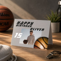 Foto de Bola de Basquetebol Menino Feliz Aniversár