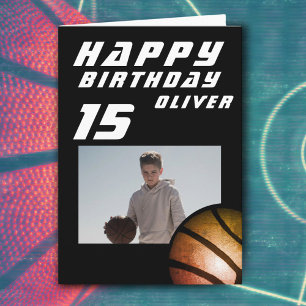 Cartão Foto de Menino com Bola de Basquete Preta Feliz An