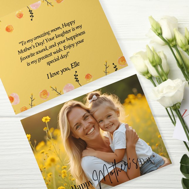 Cartão Foto do Dia de as mães de Quadro Floral Amarelo Su (Sunny Yellow Floral Frame Mother's Day Photo Card)