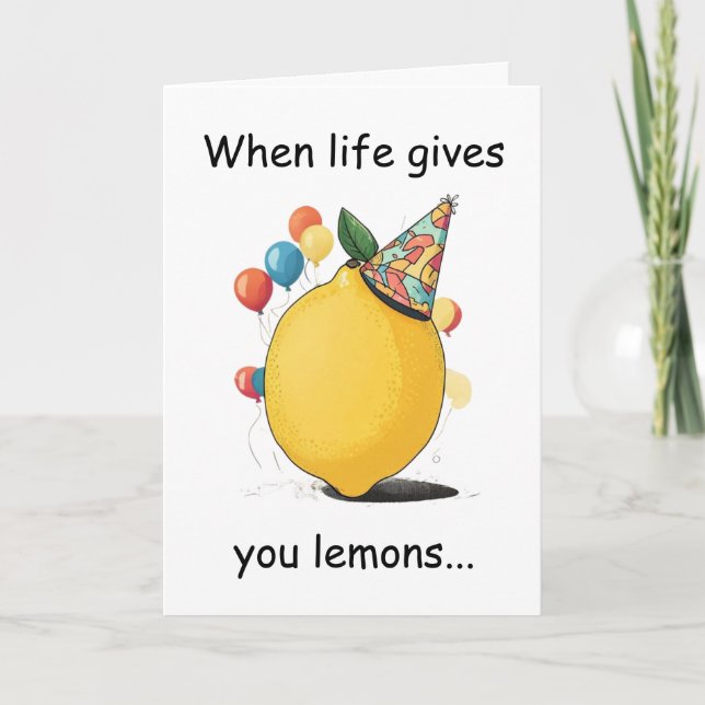 Cartão Funny Belated Birthday Message: Lemon Theme (Frente)