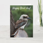 Cartão Funny Happy Bird Day Birthday Kookaburra Australia<br><div class="desc">Wish someone a fantastic birthday with this funny bird day card featuring the beautiful laughing kookaburra bird from Australia! You'll be sure to make their day and make them have a good laugh! The Laughing Kookaburra (Dacelo novaeguineae) is not really laughing when it makes its familiar call. The cackle of...</div>