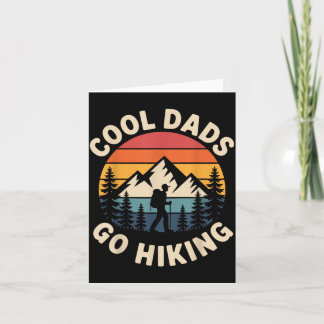 Cartão Funny Hiker Cool Dads Go Hiking