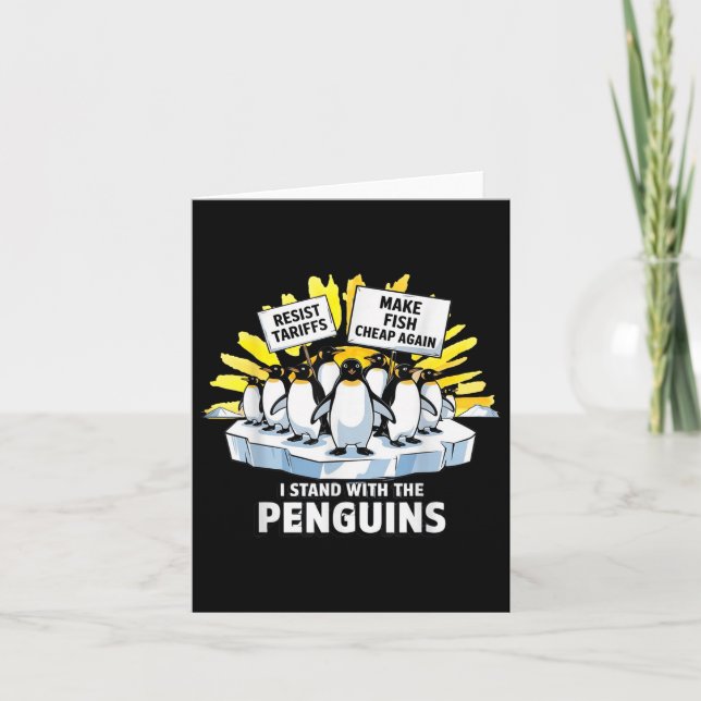 Cartão Funny Resiste Pinguins Protestando Contra Tarifas (Frente)