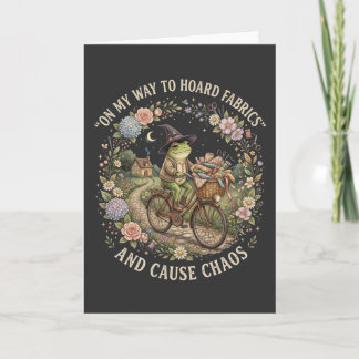 Cartão Funny Sewing On My Way to Hoard Fabrics and Cause