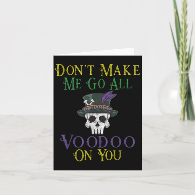 Cartão Funny Voodoo Quote - Witch Doctor Skull Mardi Gras (Frente)