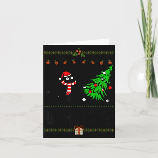 Cartão Funny Xmas Black Cat Pushing Christmas Tree Over C (Frente)
