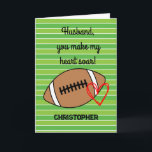 Cartão Futebol Pun Husband Birthday<br><div class="desc">Um cartão de aniversário de futebol personalizado para marido que mostrava futebol e coração na frente com um lugar para você adicionar o nome dele. A mensagem do cartão de dentro tem uma mensagem de aniversário de trocadilhos de futebol, que também pode ser personalizada se quisermos. Um cartão único de...</div>