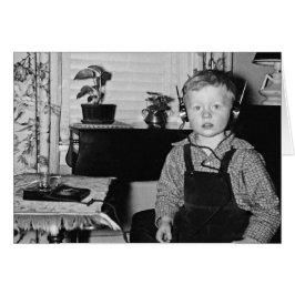 Cartão Garoto Com Rádio De Cristal Retroativo Humorístico