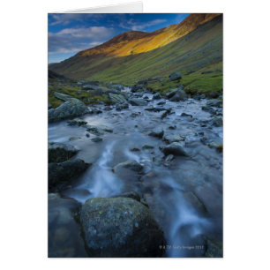 Cartão Gatesgarthdale Beck correndo para baixo rumo
