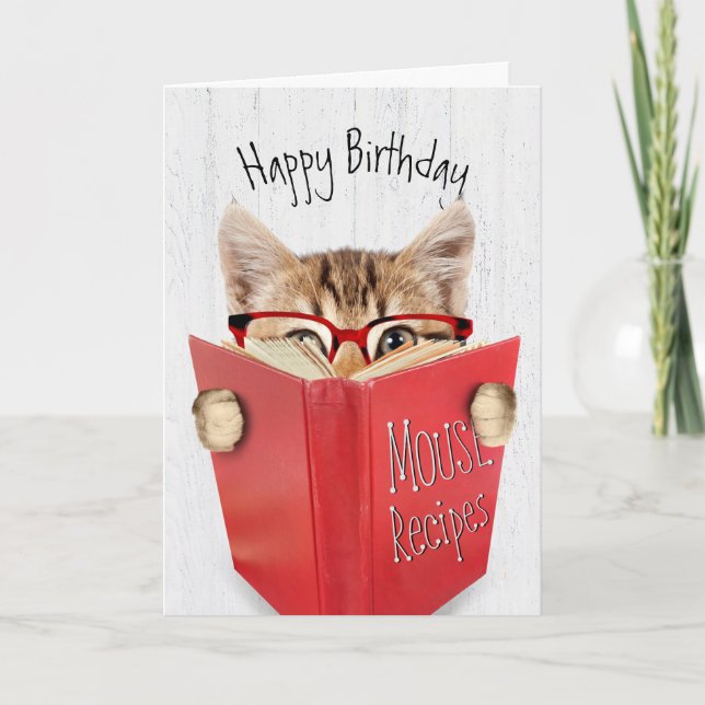Cartão Gato de aniversário com óculos e Livro Vermelho (Frente)